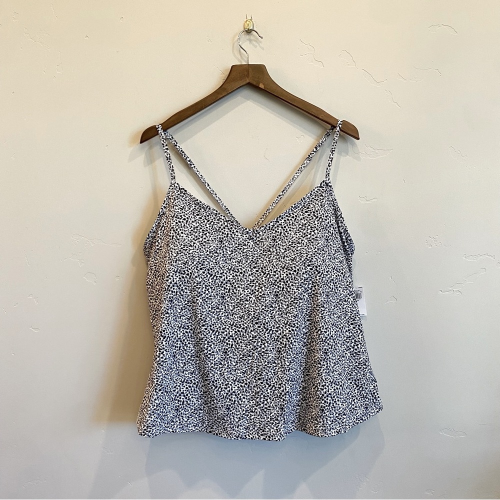 OLD NAVY Powersoft Strappy Shelf Bra Tank Top Leopard Print